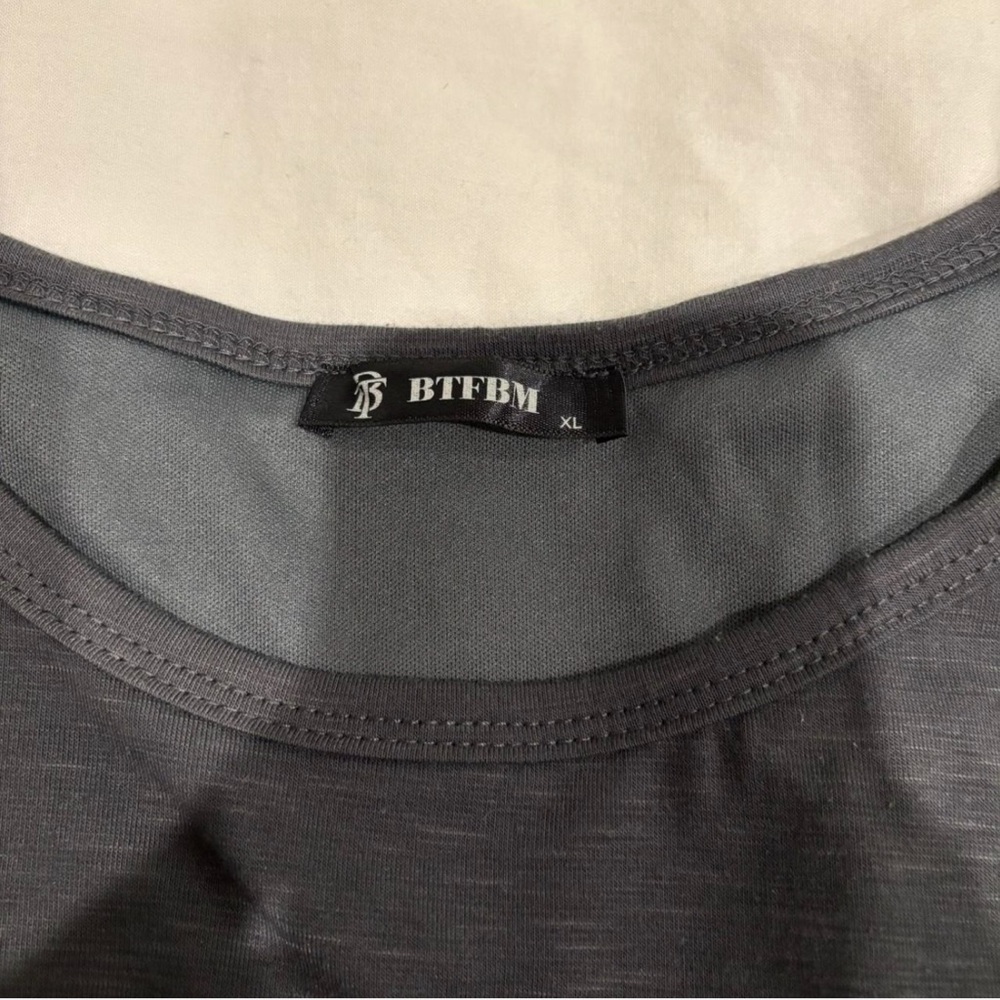 Lightweight Gray Ruched Dress - Picture 4 of 5